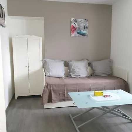 Meuble Au Rdc , Proche 게스트하우스