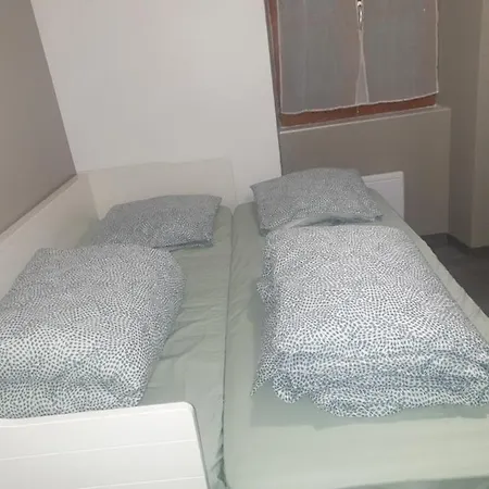 Meuble Au Rdc , Proche 3*