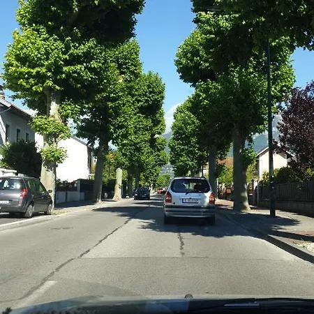 Meuble Au Rdc , Proche 엑스레뱅