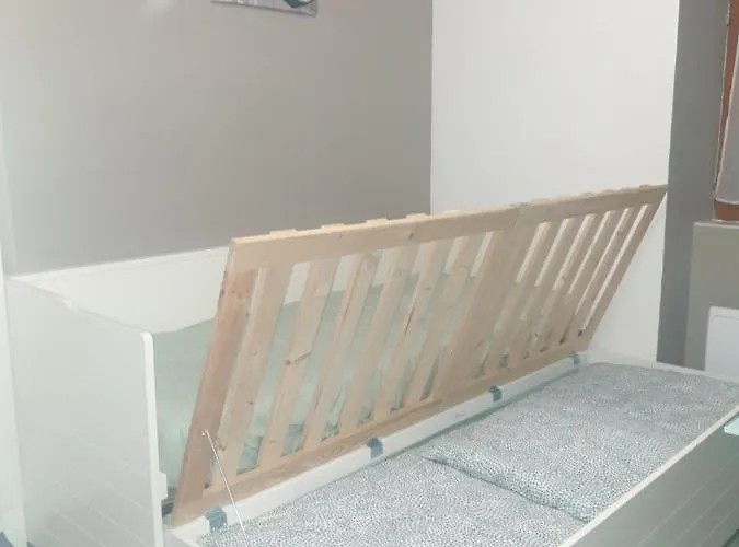 Πανσιόν Meuble Au Rdc , Proche Εξ Λε Μπαν