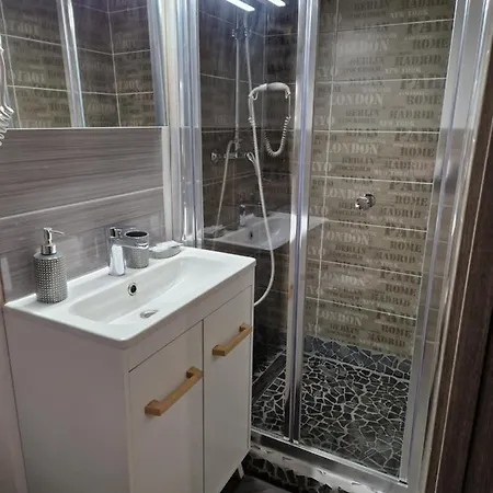 Guest house Meuble Au Rdc , Proche